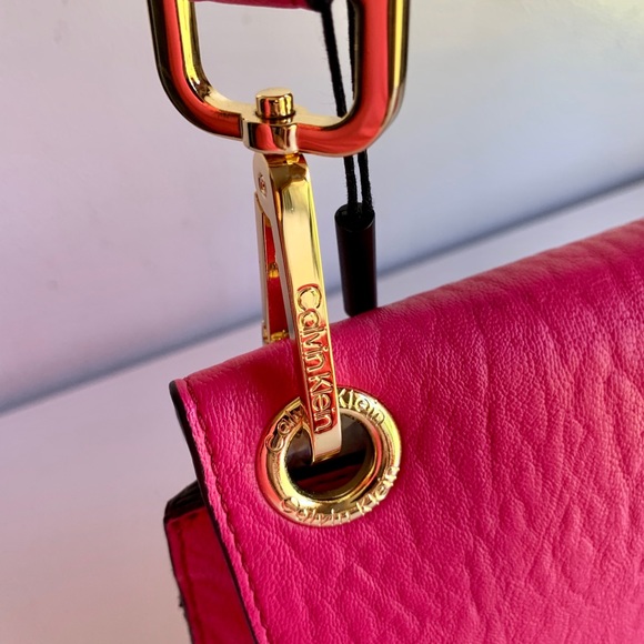 Calvin Klein purse - Picture 3 of 6